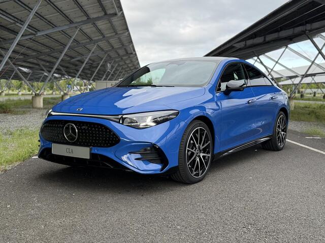 Mercedes-Benz CLA-KLASSE 250+ Launch Edition 85.5 kWh | Night | Panoramadak | Trekhaak | Stoelverwarming | DISTRONIC | Achteruitrijcamera | Dodehoekassistent |