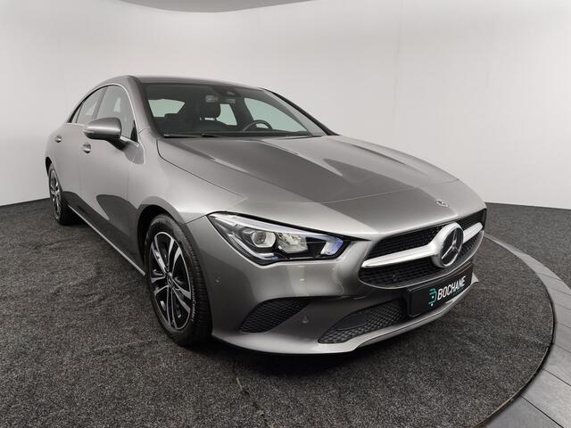 Mercedes-Benz CLA-KLASSE 180 Business Line | Stoelverwarming | Achteruitrijcamera | Parkeersensoren rondom | All-Season banden |