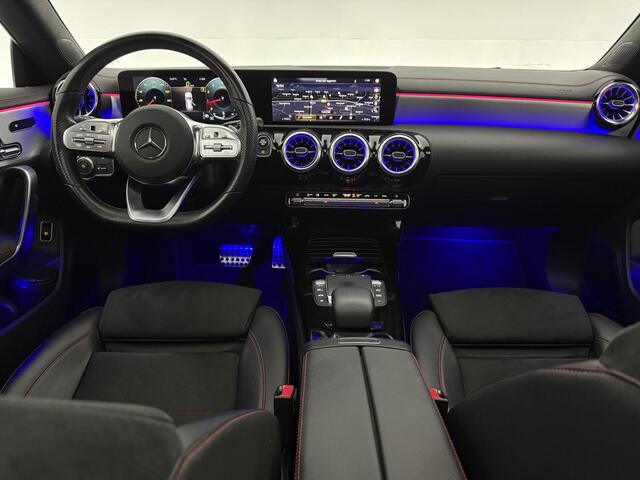 Mercedes-Benz CLA-KLASSE 180 AMG Nightpakket | Pano | Sfeer | Virtual | Memory | Multibeam-LED | Carplay