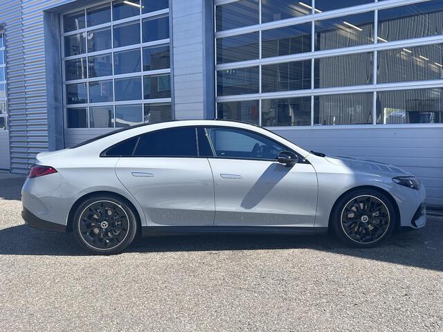 Mercedes-Benz CLA-KLASSE 200 Business Solution AMG | Premium Pakket | Superscreen | Winterpakket | Nightpakket |Dodehoekassistent | Adaptieve cruisecontrol | Smartphone integratiepakket | Massage functie