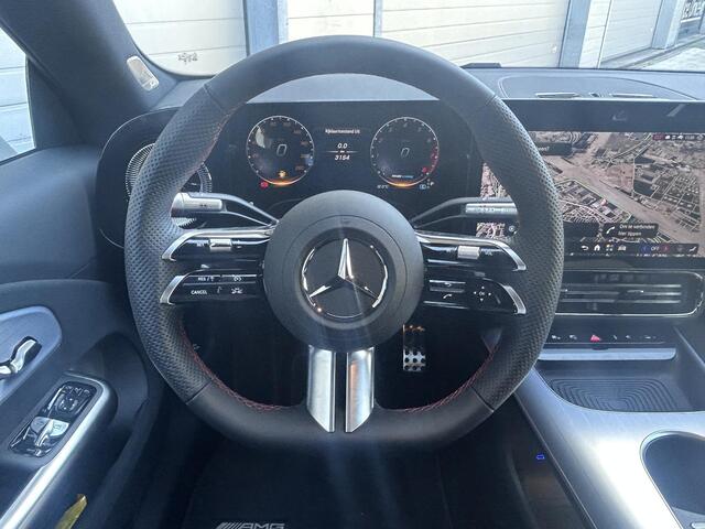 Mercedes-Benz CLA-KLASSE 200 Business Solution AMG | Premium Pakket | Superscreen | Winterpakket | Nightpakket |Dodehoekassistent | Adaptieve cruisecontrol | Smartphone integratiepakket | Massage functie