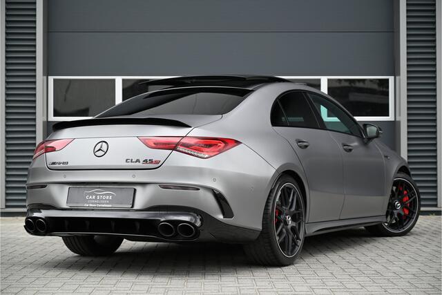 Mercedes-Benz CLA-KLASSE AMG 45 S 4MATIC+ 422 PK / PANO / NIGHT / MAGNO / PERFORMANCE UITLAAT / AMG DRIVERS PACKAGE