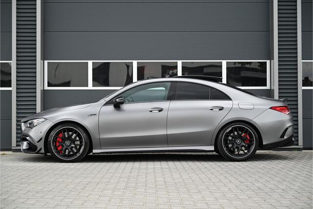 Mercedes-Benz CLA-KLASSE AMG 45 S 4MATIC+ 422 PK / PANO / NIGHT / MAGNO / PERFORMANCE UITLAAT / AMG DRIVERS PACKAGE