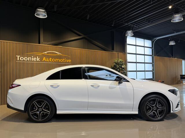 Mercedes-Benz CLA-KLASSE 250 e AMG Line | Widescreen | Panoramadak