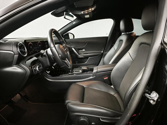 Mercedes-Benz CLA-KLASSE 250 e Luxury Line | Navigatie | Camera | Stoelverwarming |