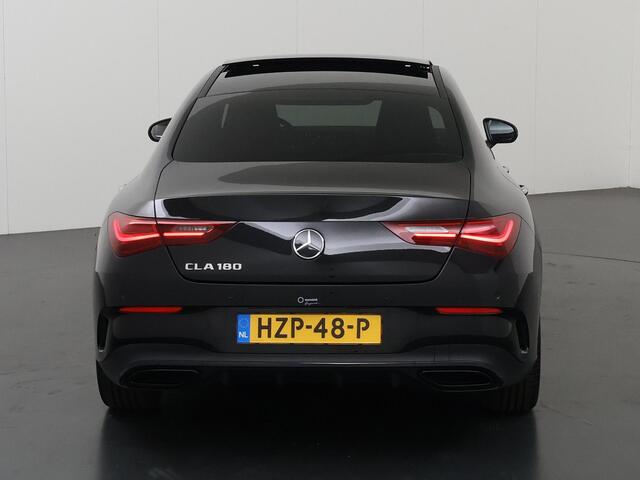 Mercedes-Benz CLA-KLASSE 180 Business Solution AMG | Panoramaschuifdak | AMG Line Plus | Head-up display | Nightpakket | 360° camera | Dodehoekassistent |