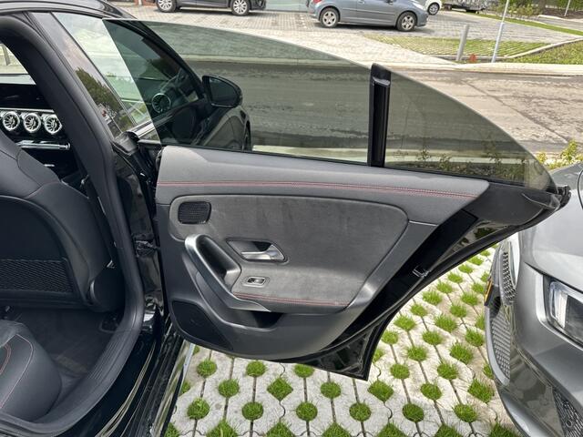 Mercedes-Benz CLA-KLASSE 180 Bns Sol AMG