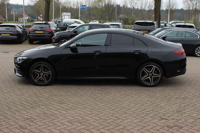 Mercedes-Benz CLA-KLASSE 250 e Business Solution AMG Limited / Camera / Sfeerverlichting / CarPlay / 18'' / Navigatie / Stoelverwarming / DAB / Cruise Control
