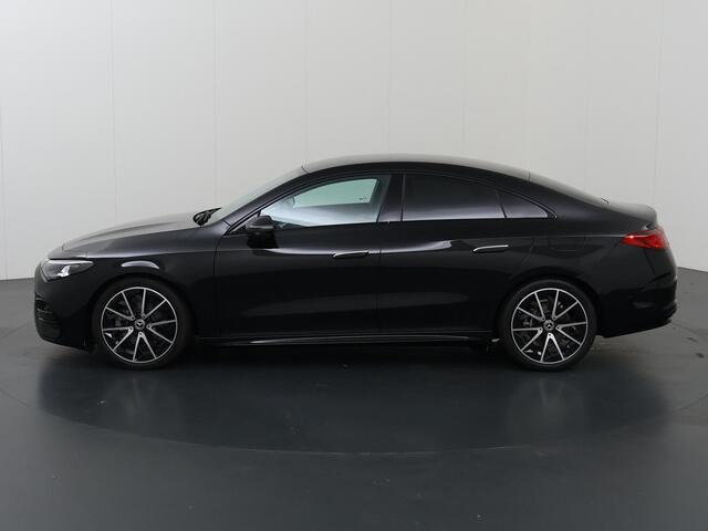 Mercedes-Benz CLA-KLASSE 180 Business Solution AMG | Panoramadak | Matrix Led | Night | 19"AMG velgen |