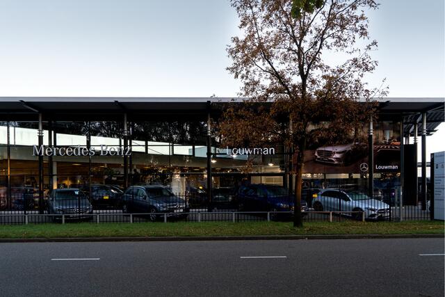 Mercedes-Benz CLE Cabriolet 200 AMG Line AMG Line | Night Pakket | Parkeerpakket met 360°-camera | Stuur en Stoelverwarming | Memory voorstoelen | Ledkoplampen. Inclusief 24 maanden MB Certified garantie voor Europa.