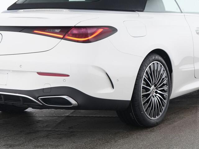Mercedes-Benz CLE Cabriolet 180 AMG Sportpakket | Airscarf | Aircap | Memory | Keyless Go | Stuur en Stoelverwarming | Dode Hoek Ass | CarPlay | | Inclusief 24 maanden Mercedes-Benz Certified garantie voor Europa.