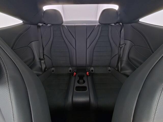 Mercedes-Benz CLE Coupé 300 e AMG Plug-In Hybride AMG Line | Night Pakket | Digial Koplampen | Burmester® | Rijassistentiepakket plus | Stuur en Stoelverwarming. Inclusief 24 maanden Mercedes-Benz Certified garantie voor Europa.