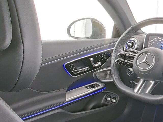 Mercedes-Benz CLE Coupé 300 e AMG Nightpakket Plug-In Hybride | Panoramadak | Burmester® | Dode Hoek Ass | Distronic | Memory | Stuur en Stoelverwarming | Inclusief 24 maanden Mercedes-Benz Certified garantie voor Europa.