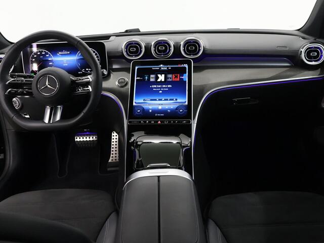 Mercedes-Benz CLE Coupé 300 e AMG Line | Premium plus | Rij assistentie pakket | Night pakket | AMG spoiler | Panoramadak |