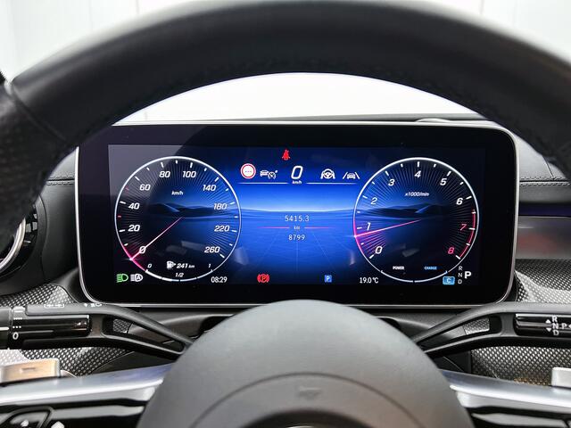 Mercedes-Benz CLE Coupé 300 4MATIC AMG-Line | Night pack | Panorama schuifdak | Rijassistentie pack | Burmester Sound | Leder | Premium Plus pack Inclusief 24 maanden MB Certified garantie voor Europa.