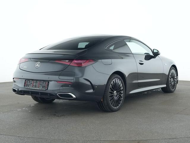 Mercedes-Benz CLE Coupé 300 e AMG Plug-In Hybride AMG Line | Night Pakket | Digital Licht | Distronic | Rijassistentiepakket plus | Stuur en Stoelverwarming. Inclusief 24 maanden MB Certified garantie voor Europa.