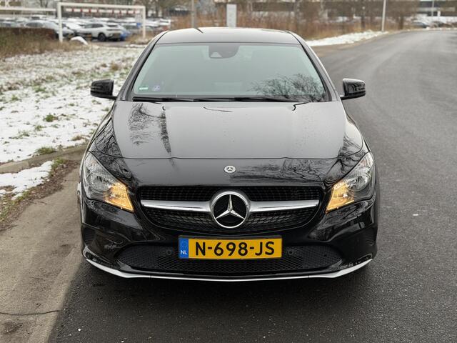 Mercedes-Benz Cla Shooting Brake 180 Prestige limited edition
