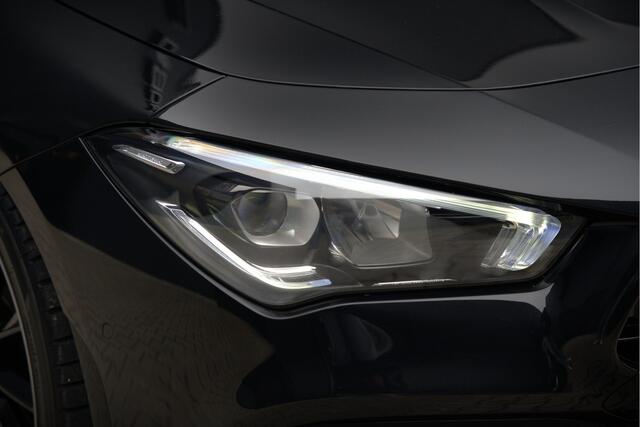 Mercedes-Benz Cla Shooting Brake 250 e Business Solution AMG Limited | Panoramadak | Stoelverwarming | Memory Seats | Keyless | Ambiance Verlichting | Apple Carplay | Camera | Cruise Control |
