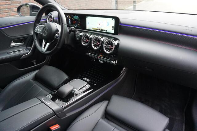 Mercedes-Benz Cla Shooting Brake 200 Business Solution Luxury/Leer/Rijassist/1e Eig /Dealeronderhouden.