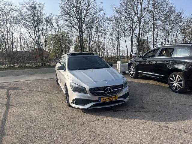 Mercedes-Benz Cla Shooting Brake 200 AMG AUTOMAAT OPEN DAK TREKHAAK