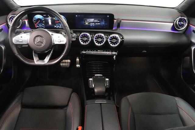 Mercedes-Benz Cla Shooting Brake 180 Business Solution AMG | Panoramadak | Trekhaak | 18"Lichtmetaal | LED koplampen |