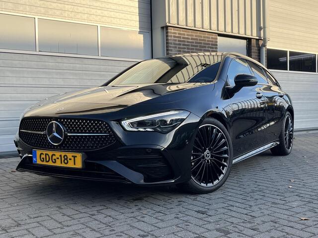 Mercedes-Benz Cla Shooting Brake 180 Star Edition AMG | Night Pakket | Panoramadak | MULTIBEAM LED Koplampen | Dodehoekassistent | Apple CarPlay | Android Auto | Stoelverwarming | Sfeerverlichting | Elektrische Achterklep | Achteruitrijcamera