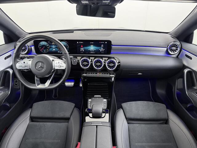 Mercedes-Benz Cla Shooting Brake 250 e AMG Edition Garantie t/m 11-2028 | Panoramadak | Sfeerverlichting | Head-up Display | Distronic | Stoelverwarming