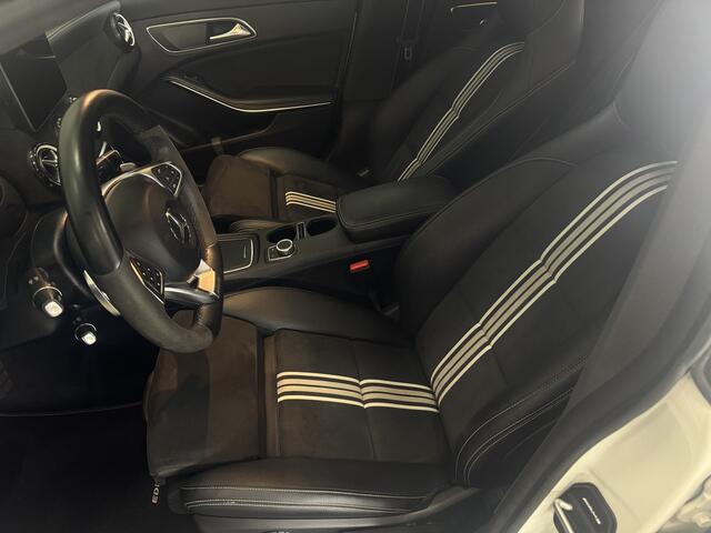 Mercedes-Benz Cla Shooting Brake 200 AMG Edition Panoramadak Camera Navi Keyless SportLeder Nightpakket Led 19"