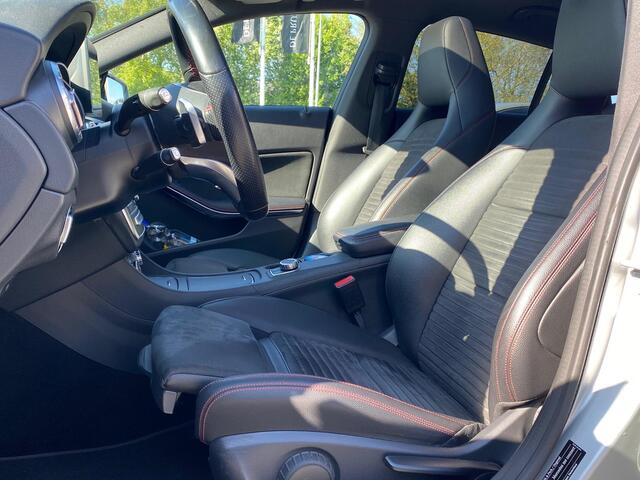 Mercedes-Benz Cla Shooting Brake 200 Ambition AMG-styling Panoramadak Camera Navigatie Cruise Nightpakket