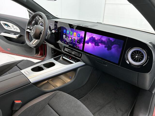 Mercedes-Benz Cla Shooting Brake 250+ Business Solution AMG 85 kWh | Premium Pakket | Winterpakket | Sportstoelen | Massagefunctie | MBUX Virtuele Assistant | MULTIBEAM LED | URBAN GUARD | Vast panoramadak | Gezichtsherkenning