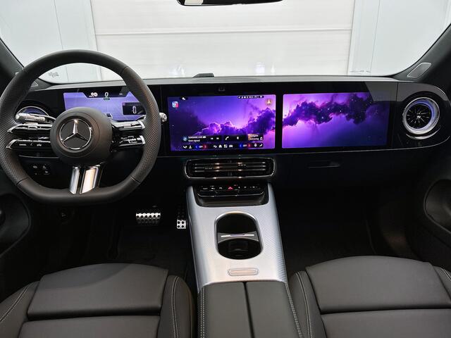 Mercedes-Benz Cla Shooting Brake 200 Business Solution AMG 58 kWh | Premium Pakket | Winterpakket | Nightpakket | Trekhaak | Massagefunctie | MBUX Augmented Reality navigatie | Smartphone integratie | Vast panoramadak |