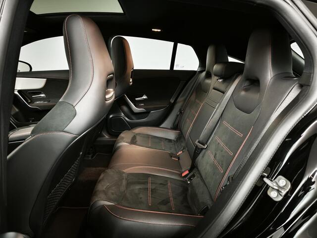 Mercedes-Benz Cla Shooting Brake 250 e AMG Line | Pano | Camera | Navigatie | Leer/Alcantara