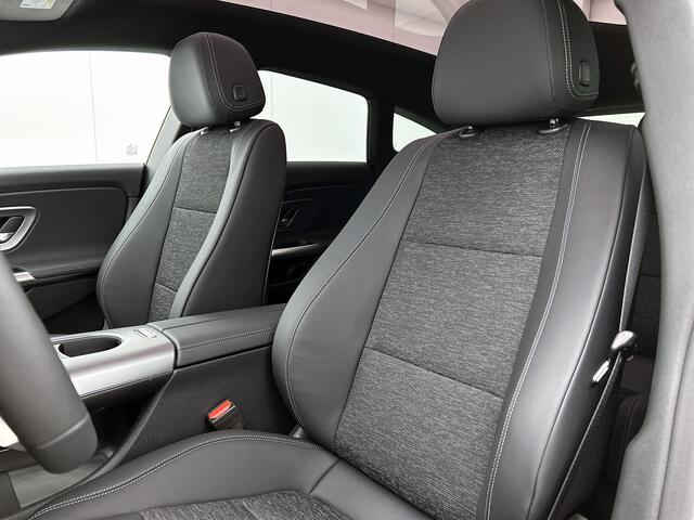 Mercedes-Benz Cla Shooting Brake 250+ Business Solution 85 kWh | Winterpakket | Warmtewerend, donkergetint glas | Smartphone integratie | Vast panoramadak | Sierdelen geanodiseerd antraciet | URBAN GUARD |