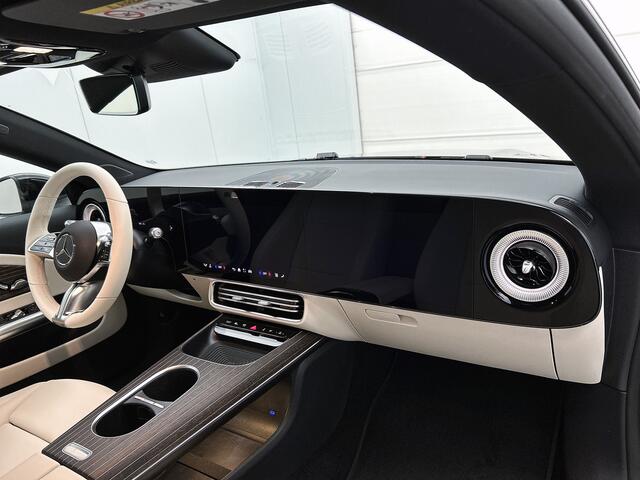 Mercedes-Benz Cla Shooting Brake 250+ Business Solution Luxury 85 kWh | Premium Pakket | Winterpakket | Warmtewerend, donkergetint glas | Massagefunctie | Sierdelen in bruin eikenhout met aluminium lijnen | Vast panoramadak |
