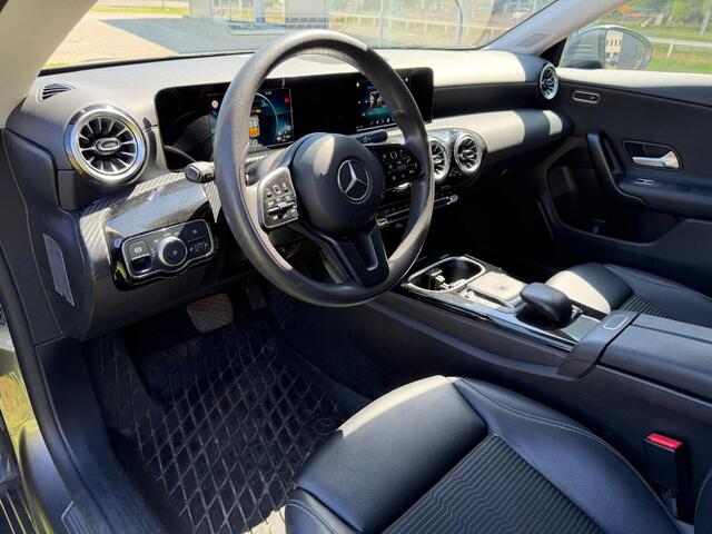 Mercedes-Benz Cla Shooting Brake 250 e Premium Plus