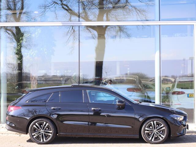 Mercedes-Benz Cla Shooting Brake 180 Star Edition Luxury Line