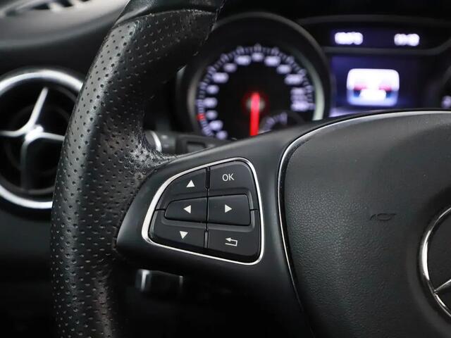 Mercedes-Benz Cla Shooting Brake 180 Prestige | LED | Pano | Clima | Navi | Keyless | 08-2018 73.324 KM