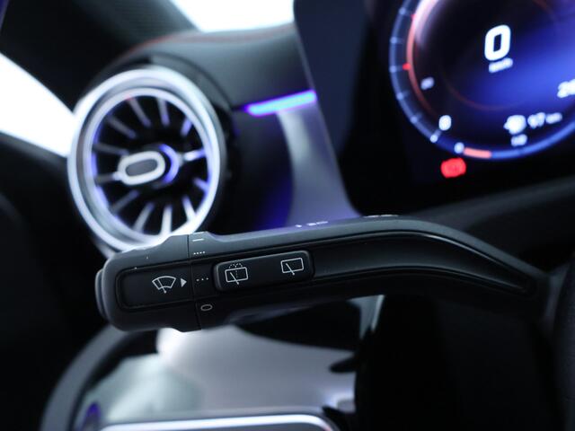 Mercedes-Benz Cla Shooting Brake 250 e Business Solution AMG Nightpakket | Panoramadak | Sfeerverlichting | Keyless Go | Parkeerpakket met Camera | LED | Inclusief 24 maanden MB Certified garantie voor Europa.