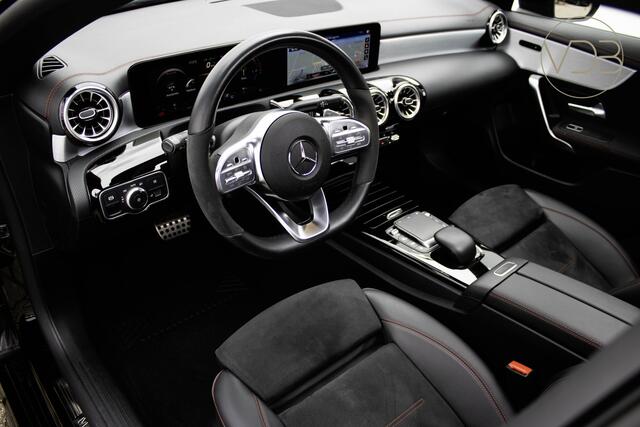 Mercedes-Benz Cla Shooting Brake 250 e Premium Plus AMG Pano Ambiance LED BTW