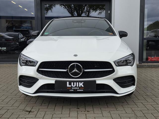 Mercedes-Benz Cla Shooting Brake 250 e AMG Line + PANO DAK + KEYLESS + CAMERA + LED