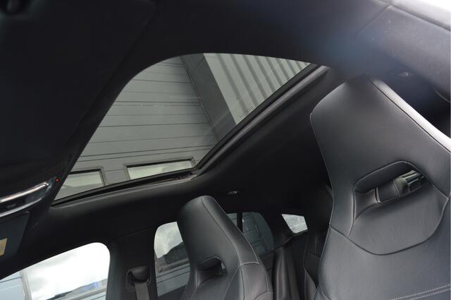 Mercedes-Benz Cla Shooting Brake 200 AMG Line | PANO | ACC | 360 CAM | HUD | SFEERVERLICHTING | TREKHAAK |