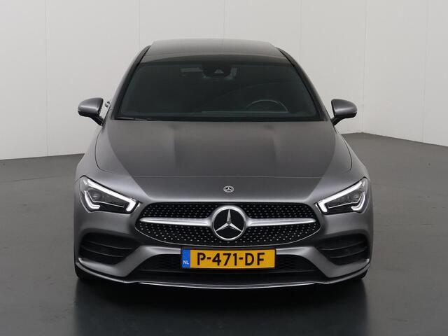Mercedes-Benz Cla Shooting Brake 180 Business Solution AMG | Panoramadak | Trekhaak | Memory | Stoelverwarming | Sfeerverlichting |