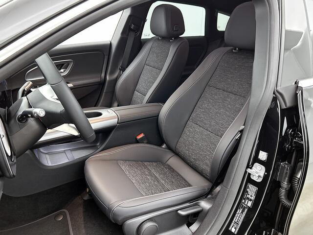 Mercedes-Benz Cla Shooting Brake 250+ Business Solution 85 kWh | Winterpakket | Warmtewerend, donkergetint glas | Massagefunctie | MBUX Virtuele Assistant | Vast panoramadak | Sierdelen in geanodiseerd antraciet |