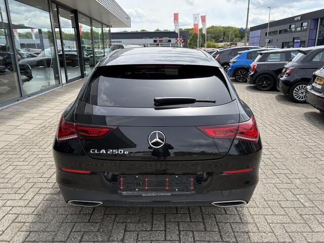 Mercedes-Benz Cla Shooting Brake 250 e AMG Line | Panoramadak | Stoelverwarming | Achteruitrijcamera | Leder | zomer&winter set