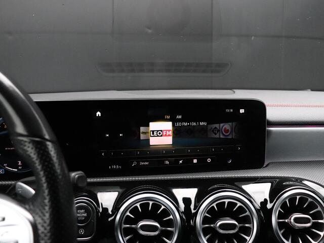 Mercedes-Benz Cla Shooting Brake 200 AMG | AMG LINE | CAMERA | LEDER/ALCANTARA | STOELVERW. | NAVI | ADAPT. CRUISE | TREKHAAK |