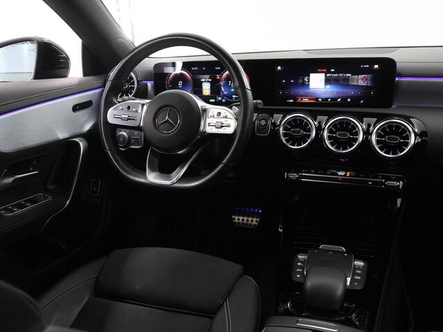 Mercedes-Benz Cla Shooting Brake 250 e Business Solution AMG Limited | Night | Panoramadak | AMG Multispaaks velgen | Multibeam | Stoelverwarming |