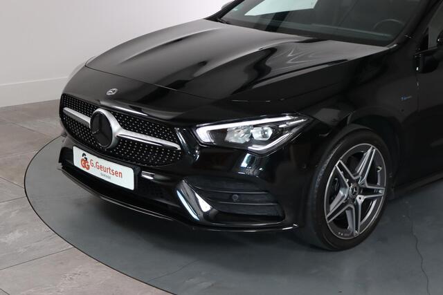 Mercedes-Benz Cla Shooting Brake 250e AMG Line Sfeer, Widescreen, Trekhaak, Night Edition, SOH 95%