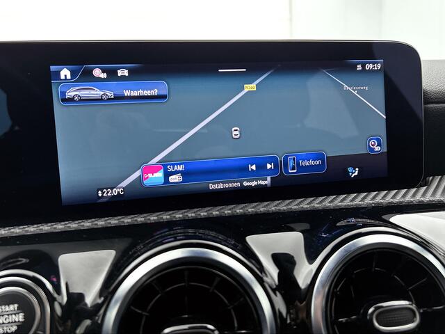 Mercedes-Benz Cla Shooting Brake 250 e Star Edition | Trekhaak | Ledkoplampen | Distronic | Parkeerpakket met achteruitrijcamera | Stoelverwarming. Inclusief 24 maanden MB Certified garantie voor Europa.