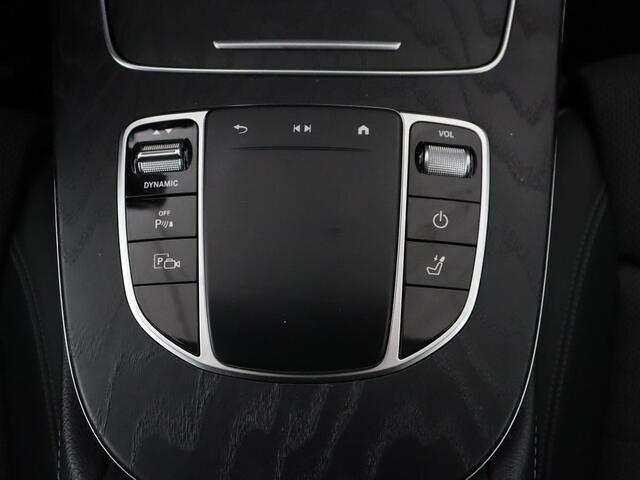Mercedes-Benz E-KLASSE 300e AMG Night | Adaptive cruise | Burmester | Stoelverwarming | Carplay | Camera | Park Assist | Sfeerverlichting | Half leder | PHEV | Plug In