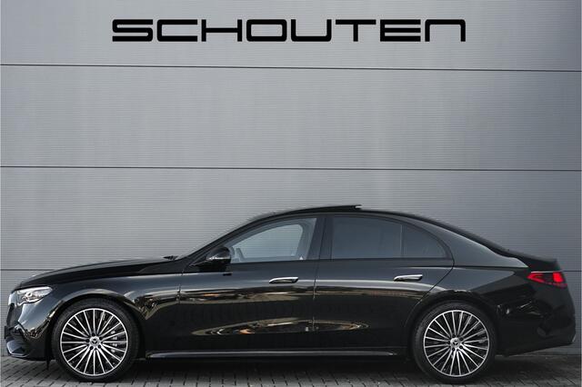 Mercedes-Benz E-KLASSE 220 D 4M AMG Night Pano Luchtvering Trekhaak Fabrieksgarantie